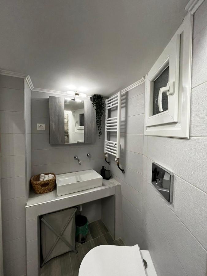 Modern Flat Ag. Dimitriou Apartment Thessaloniki Exterior photo